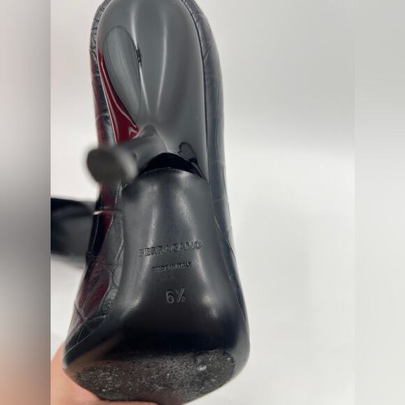Ferragamo Eva Pump Nero Croc - Picture 10 of 11